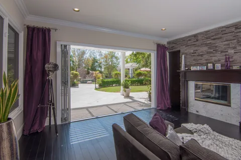 A second view of a living-room opening facing the garden.